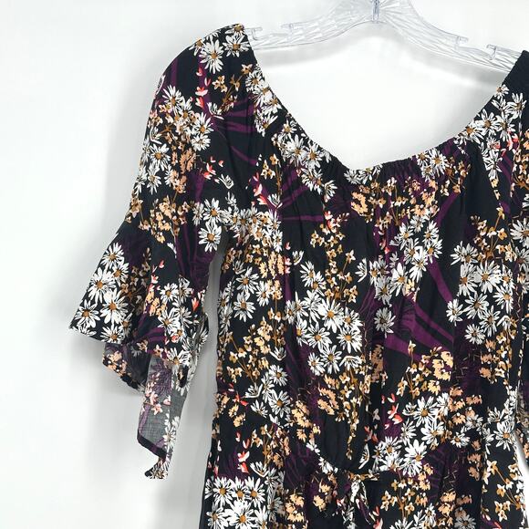 Express Womens Black Floral Romper Size M White Flowers Printed Boho Ruffle Chic - Picture 4 of 13